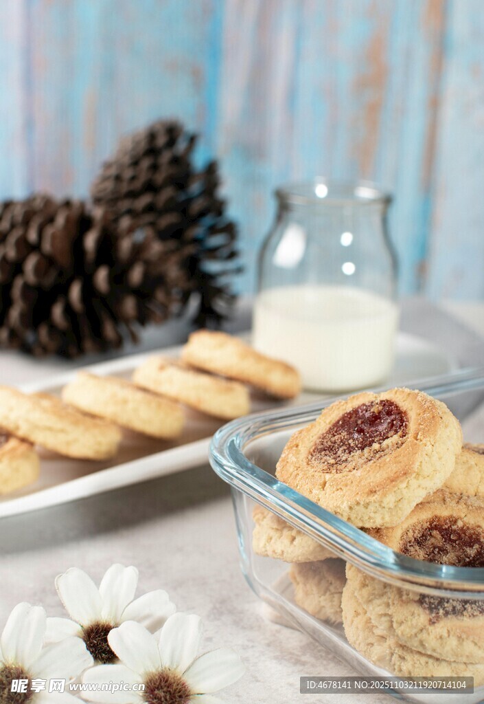 美味糕点与装饰小物