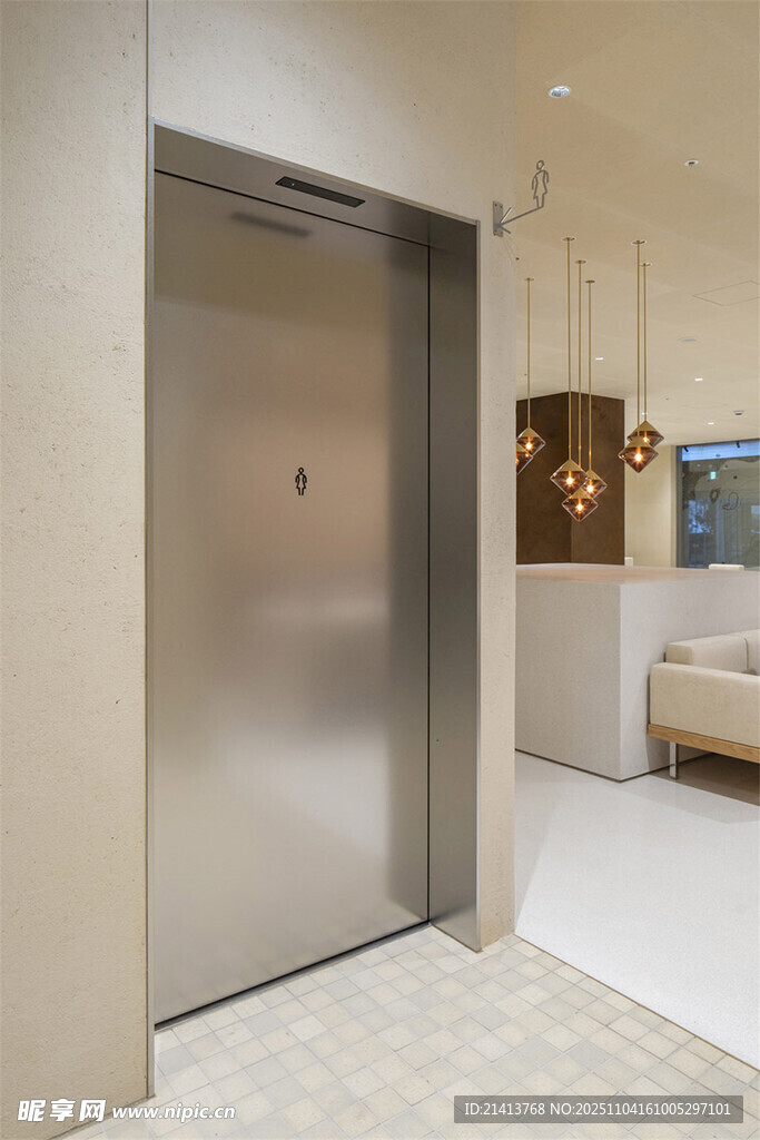 现代简约风格室内电梯场景