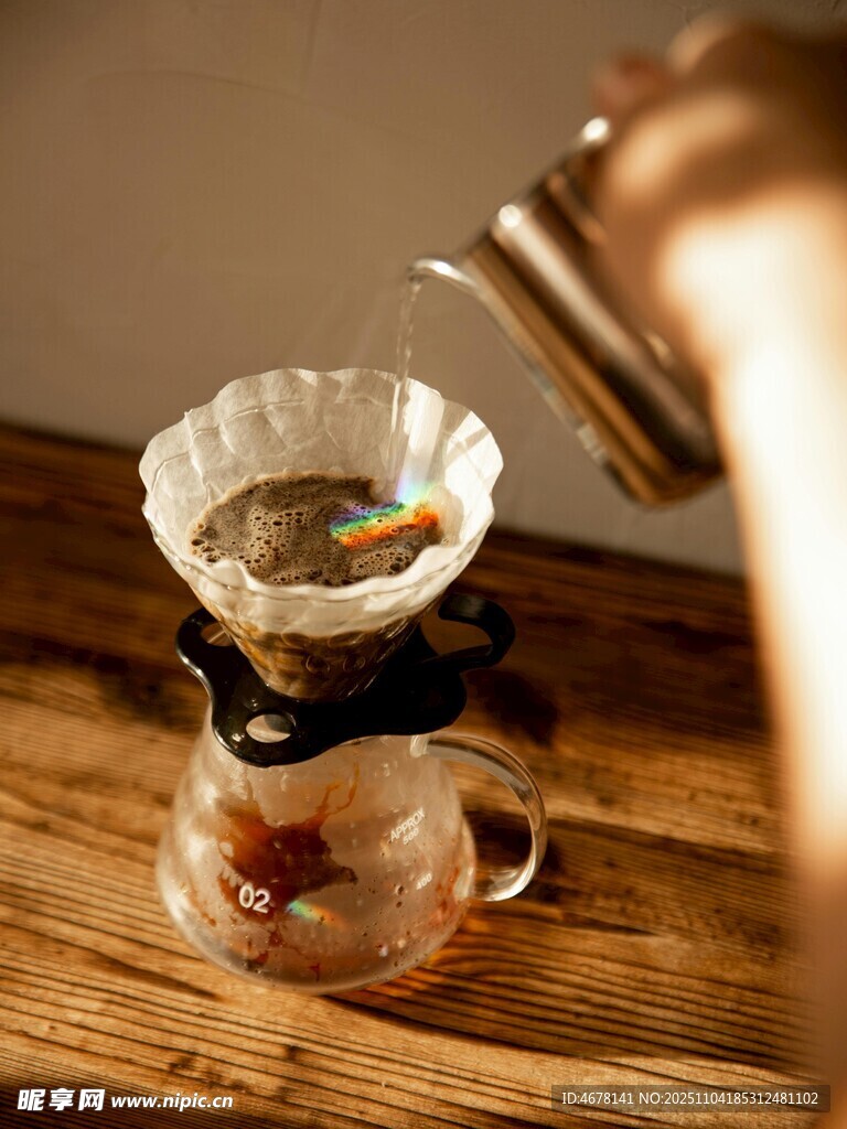 手冲咖啡制作瞬间