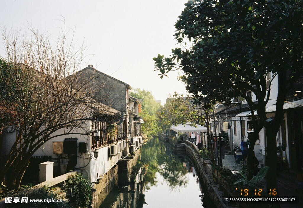 江南水乡小巷