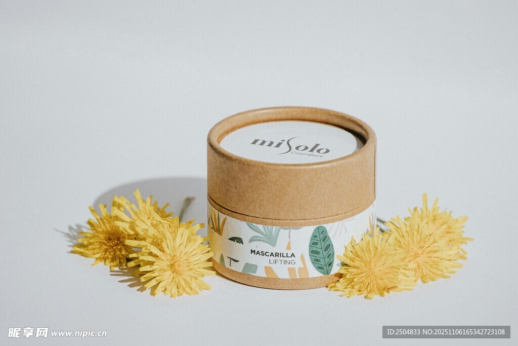 罐装面食与装饰花