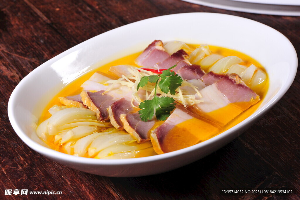 美味金汤五花肉土豆片