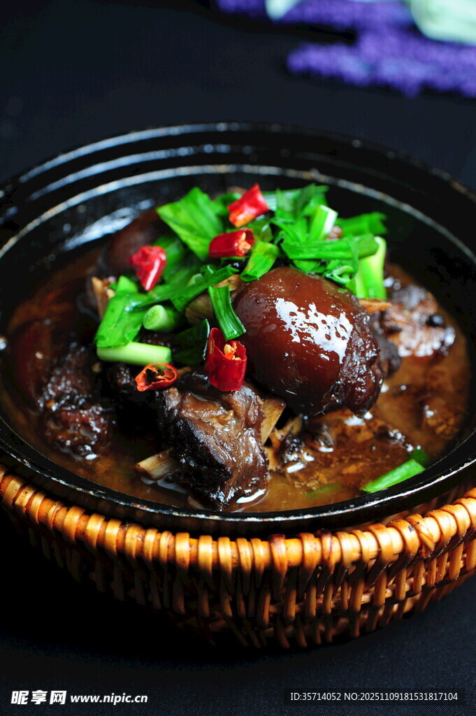 美味红烧羊肉煲