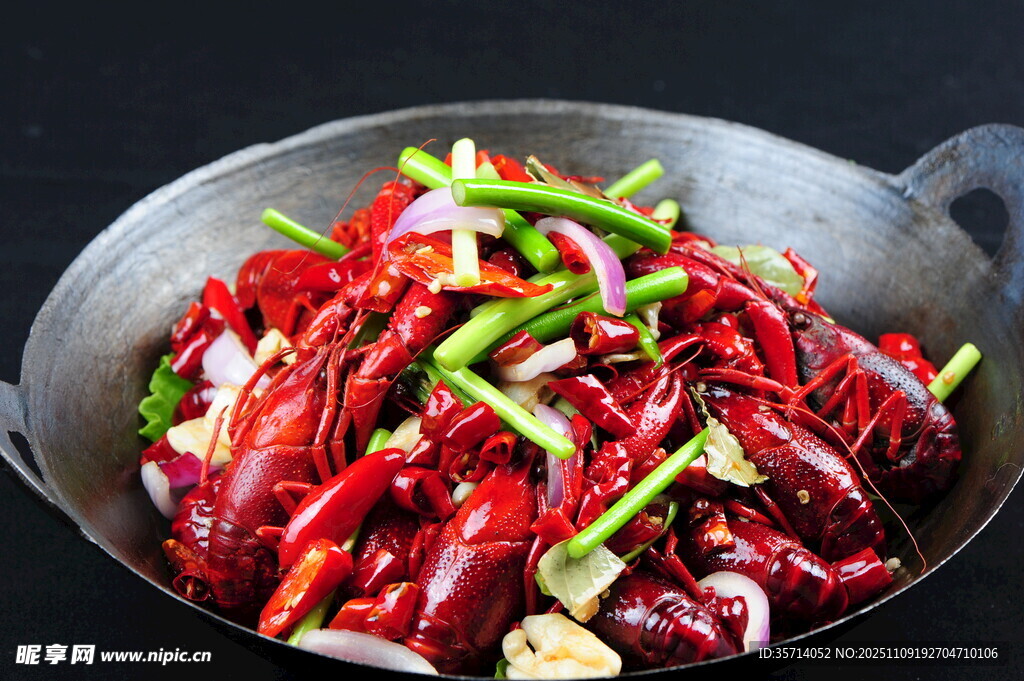 香辣诱人的美味小龙虾