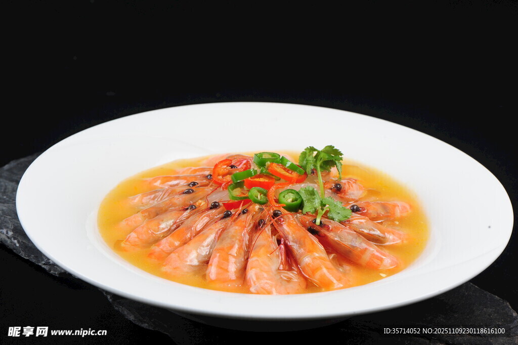 美味清蒸鱿鱼卷