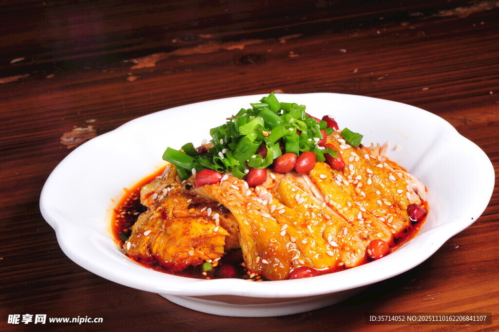 香辣可口的美味烤鱼