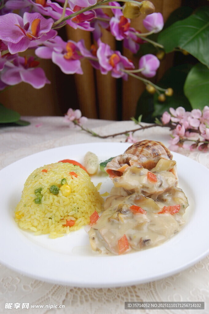 美味煎鱼配土豆泥