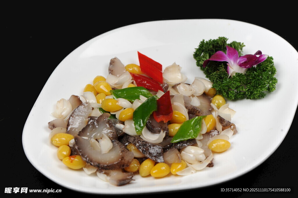 玉米炒牛蛙美味佳肴