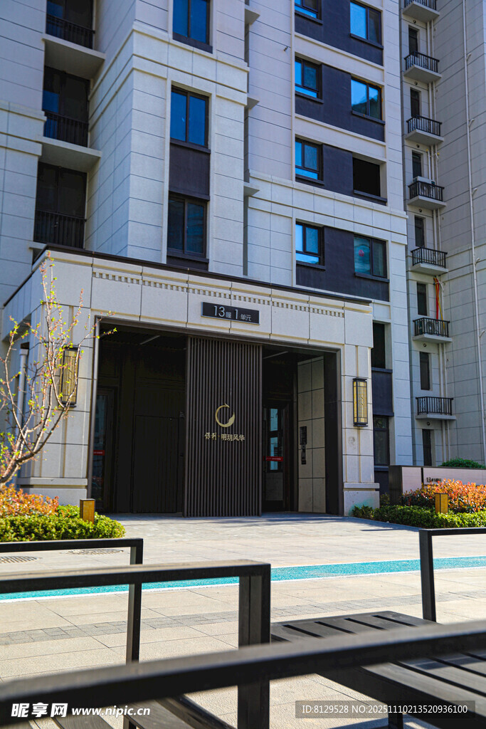 现代风格高端住宅入口