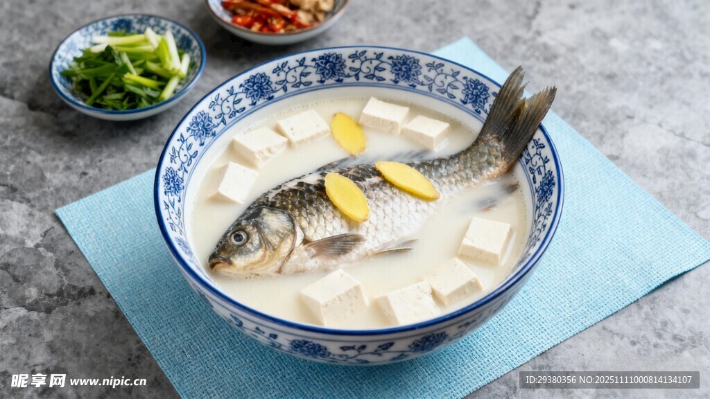 鲫鱼豆腐汤