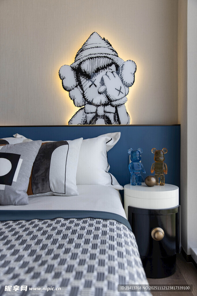 卡通墙饰点亮温馨卧室