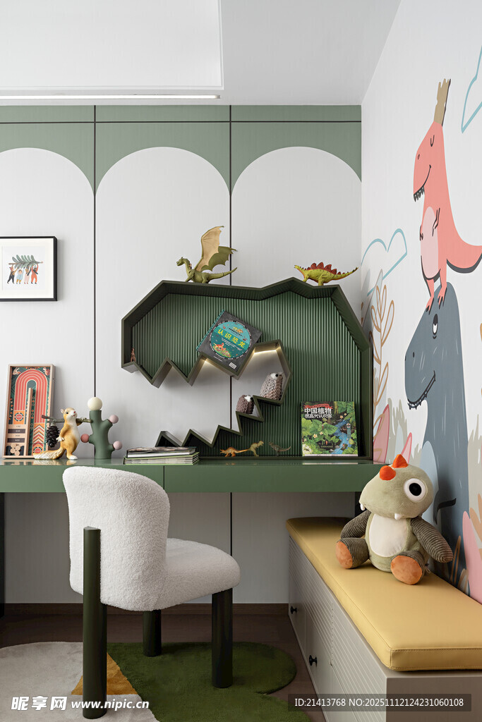 儿童房可爱书桌与装饰角落