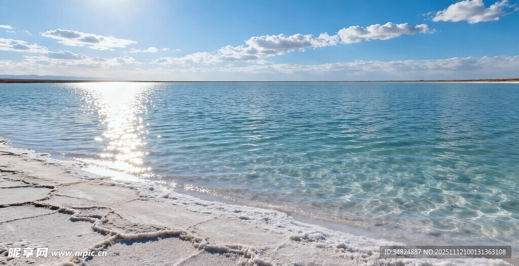 清澈海边的美丽自然景致