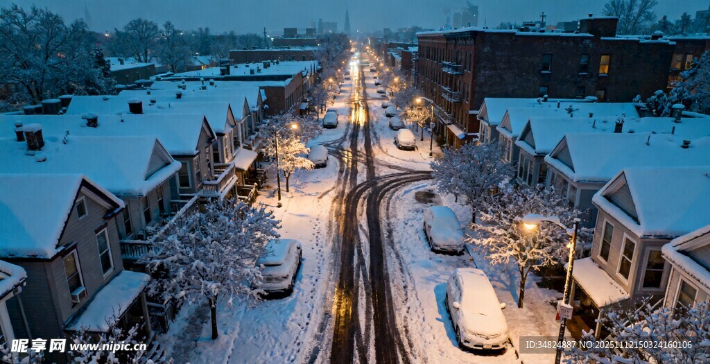 雪后的街道夜景