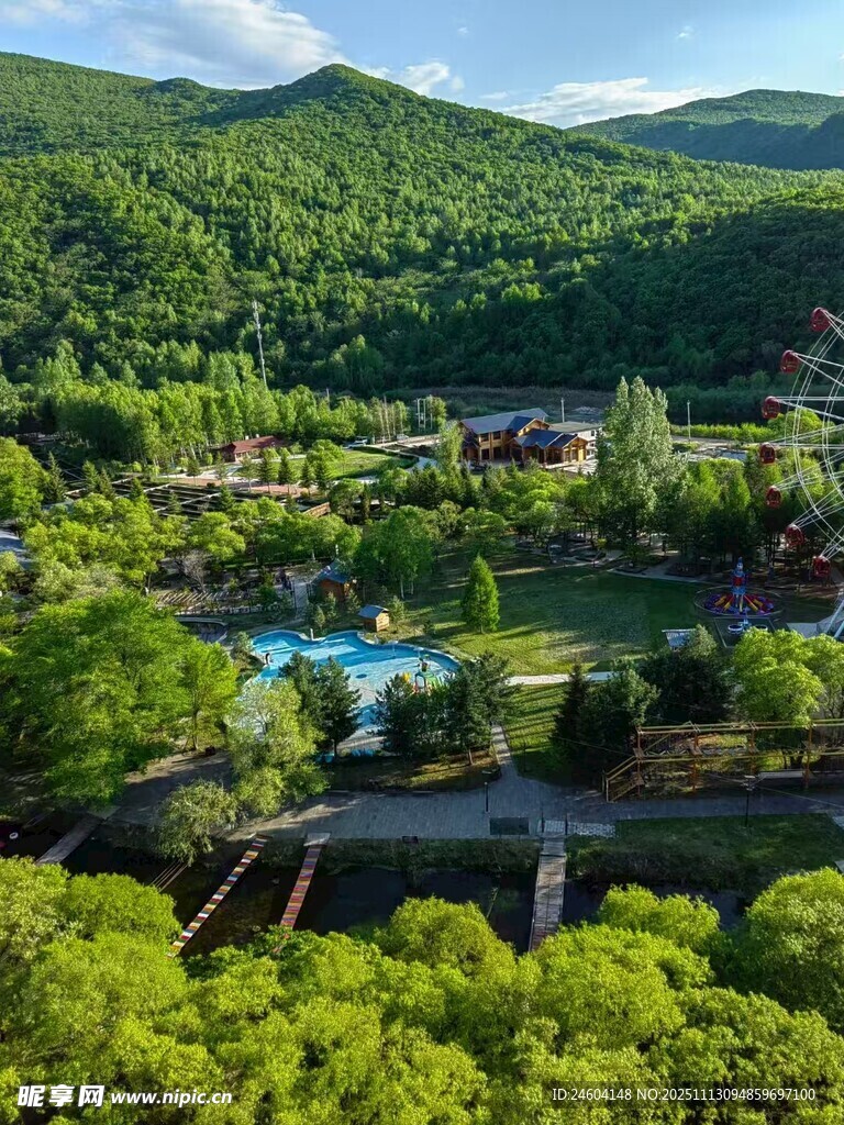 山林间的静谧度假胜地