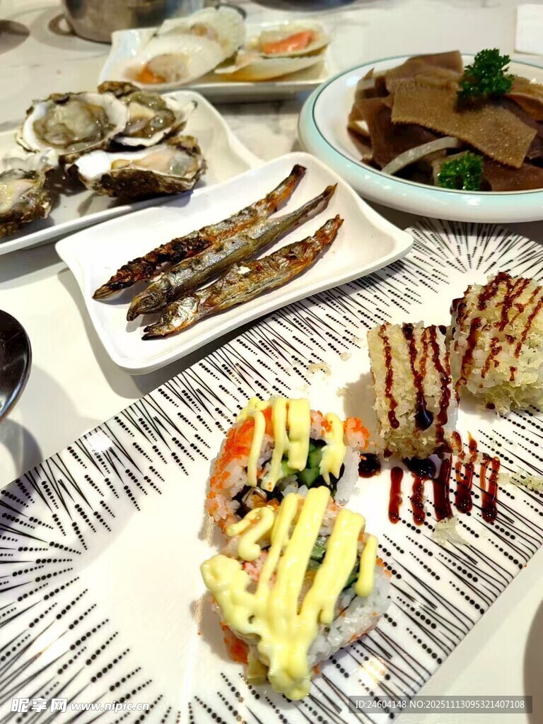 丰盛多样的美味佳肴