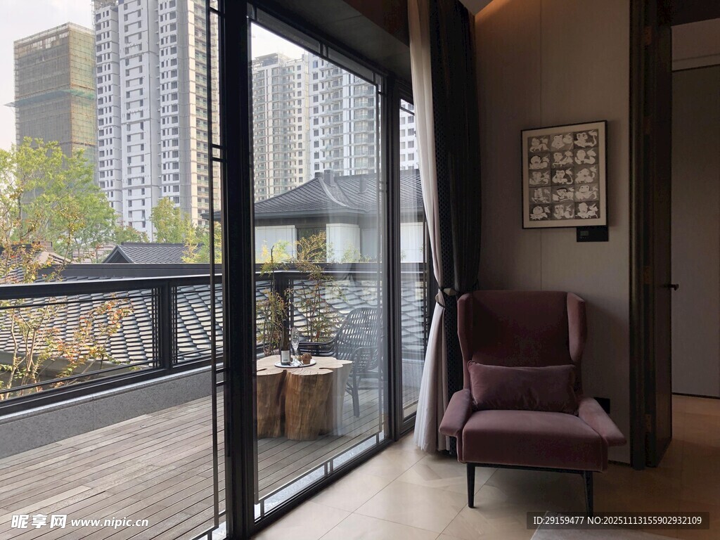 现代阳台舒适休闲一角