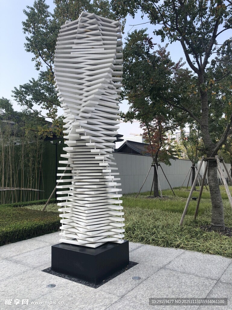 螺旋造型户外艺术雕塑