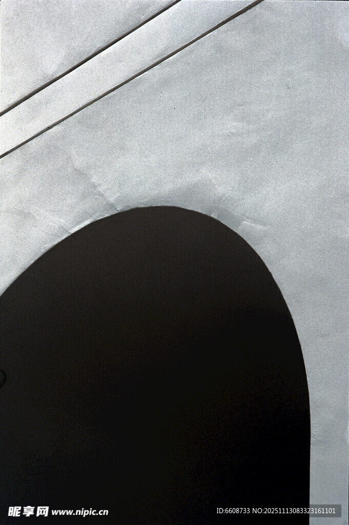 金属拱形结构局部特写