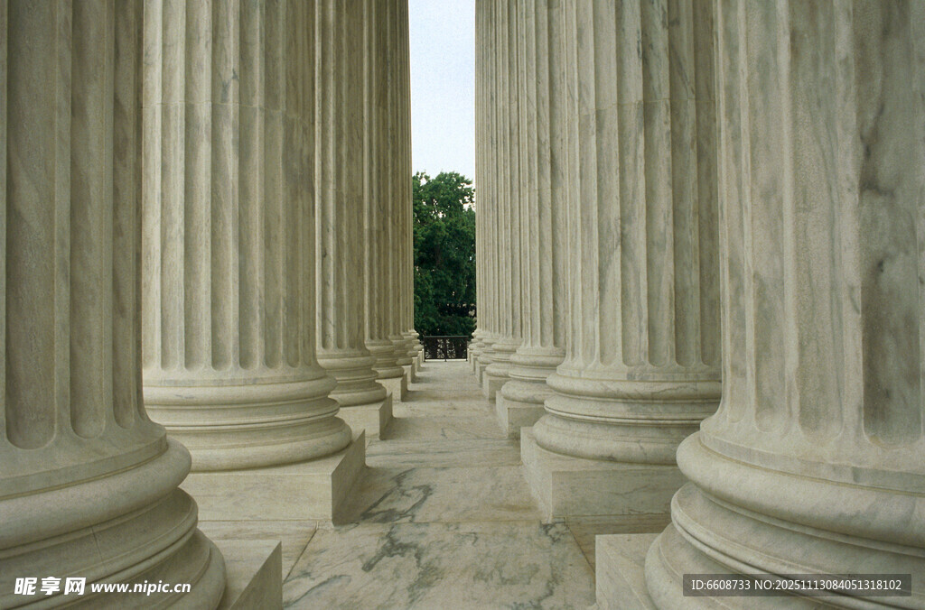 古典石柱建筑景观