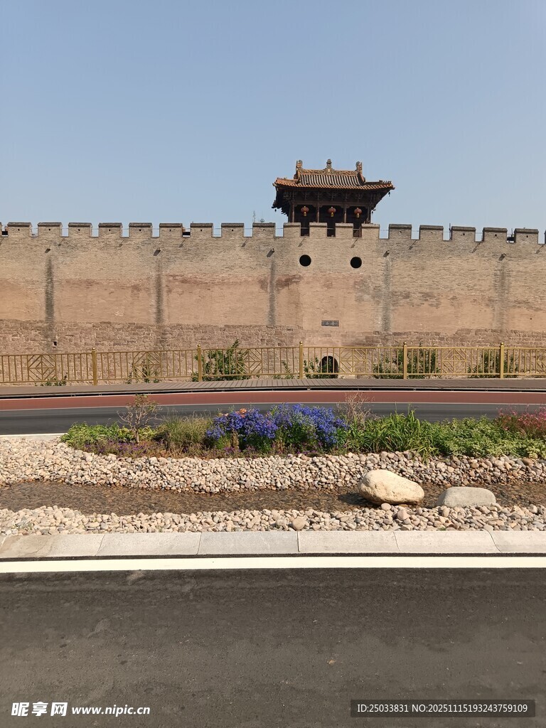 古老城墙 尽显历史沧桑