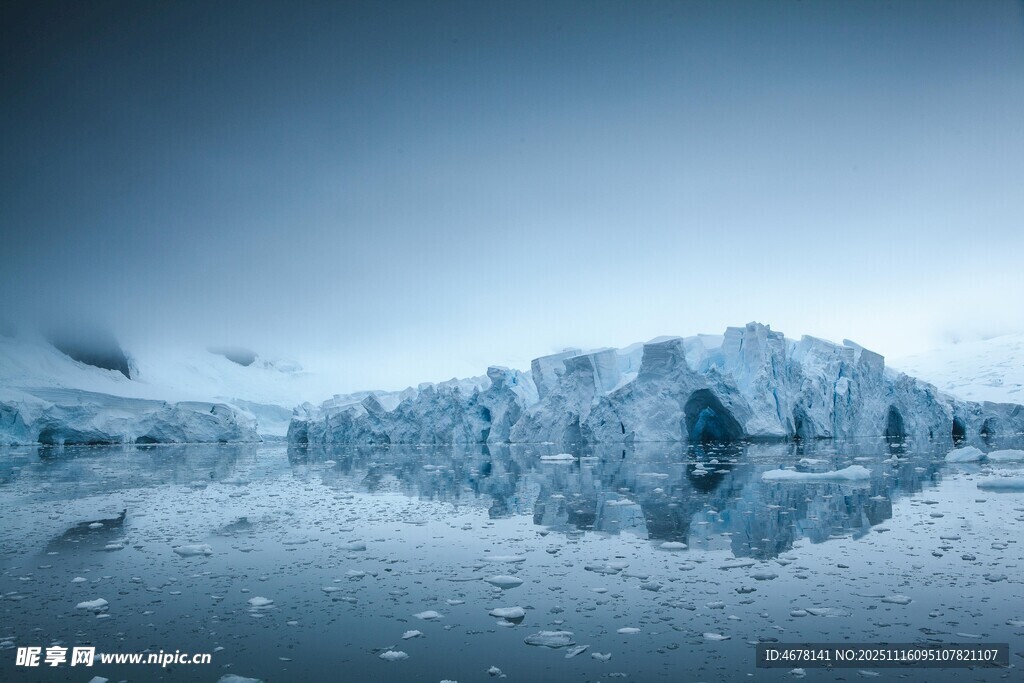 冰川湖景纯净冰雪世界