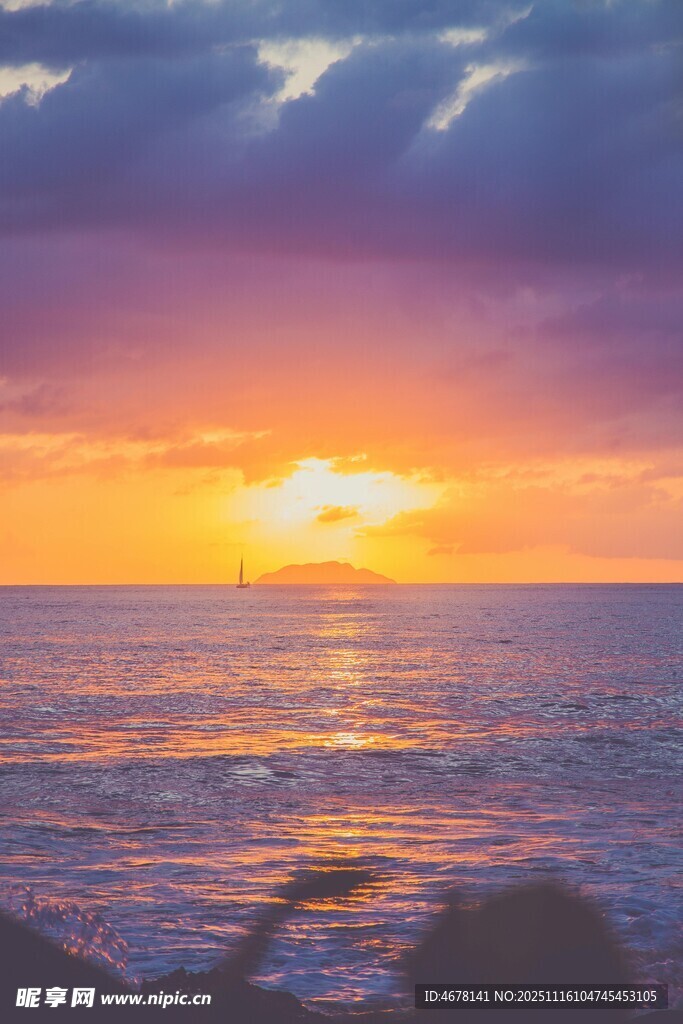 海上日落美景