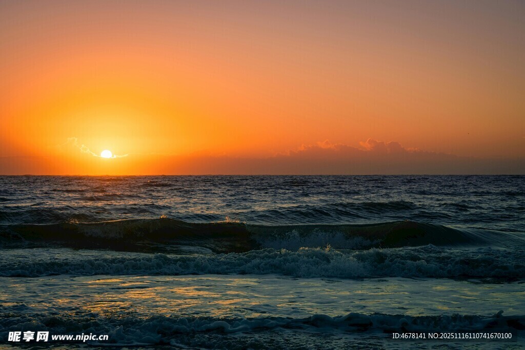 海上日落美景
