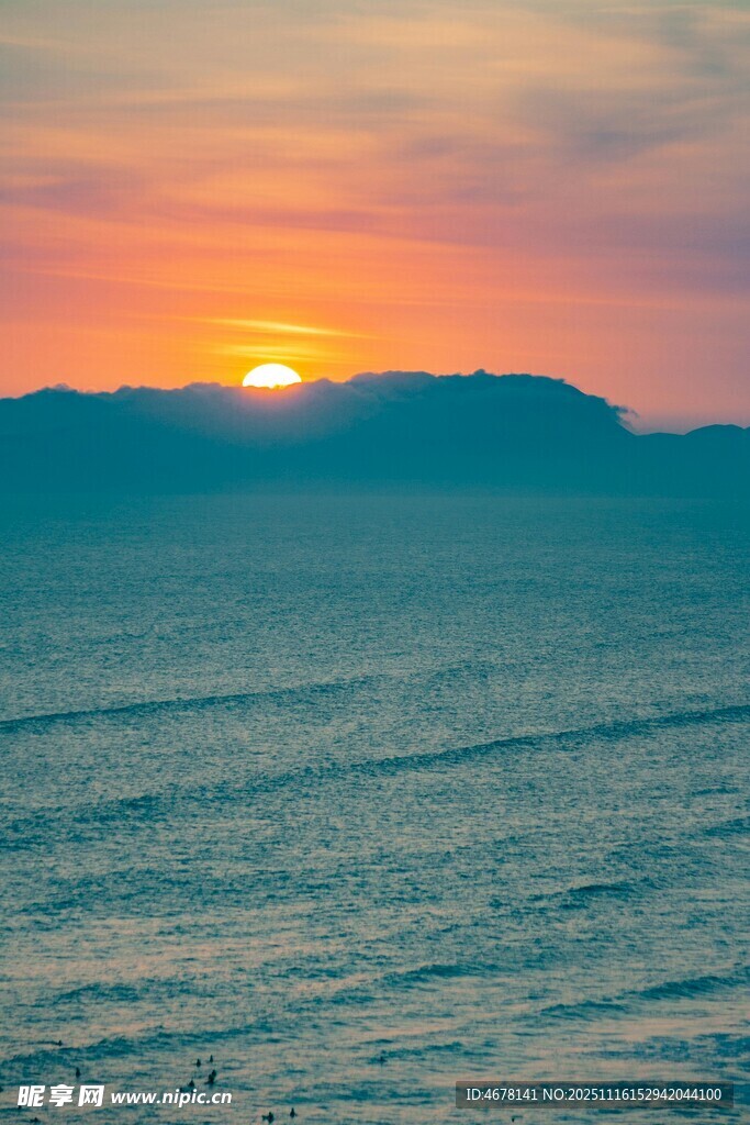 海上日落美景