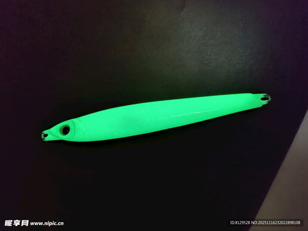 夜光钓鱼假饵