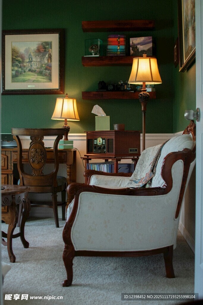 复古温馨的家居客厅场景