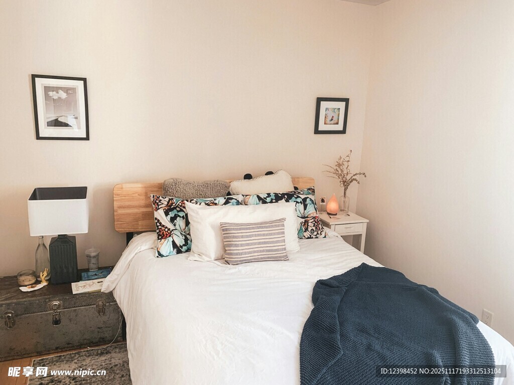 简约温馨卧室室内场景