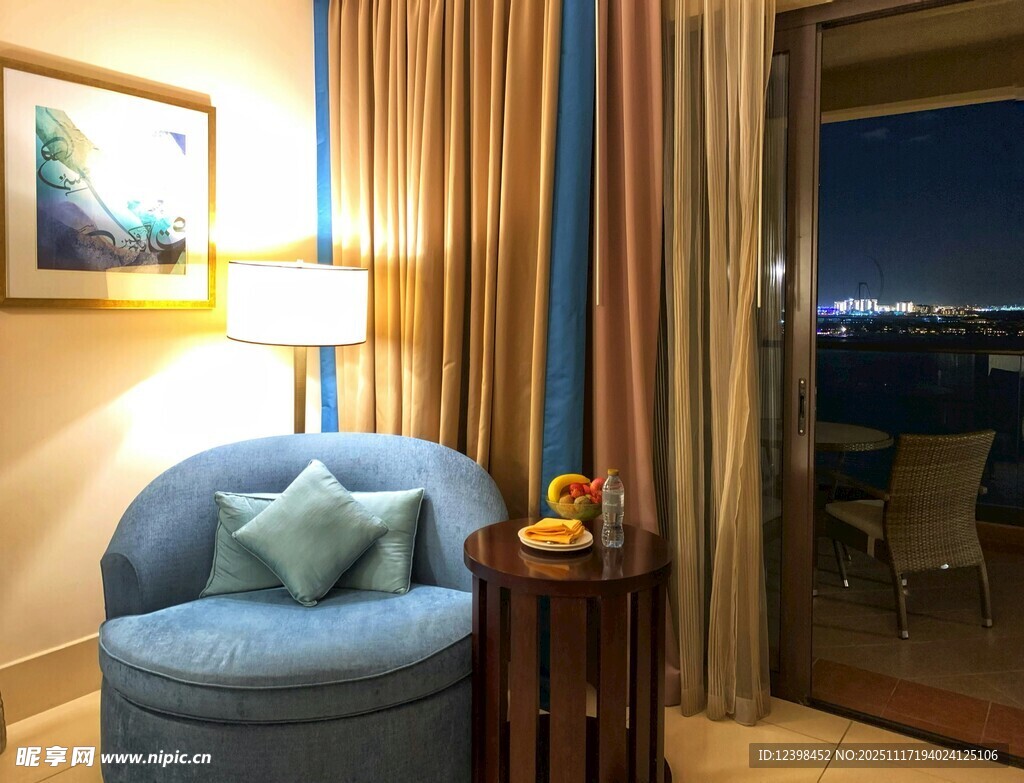 温馨舒适的室内休闲空间