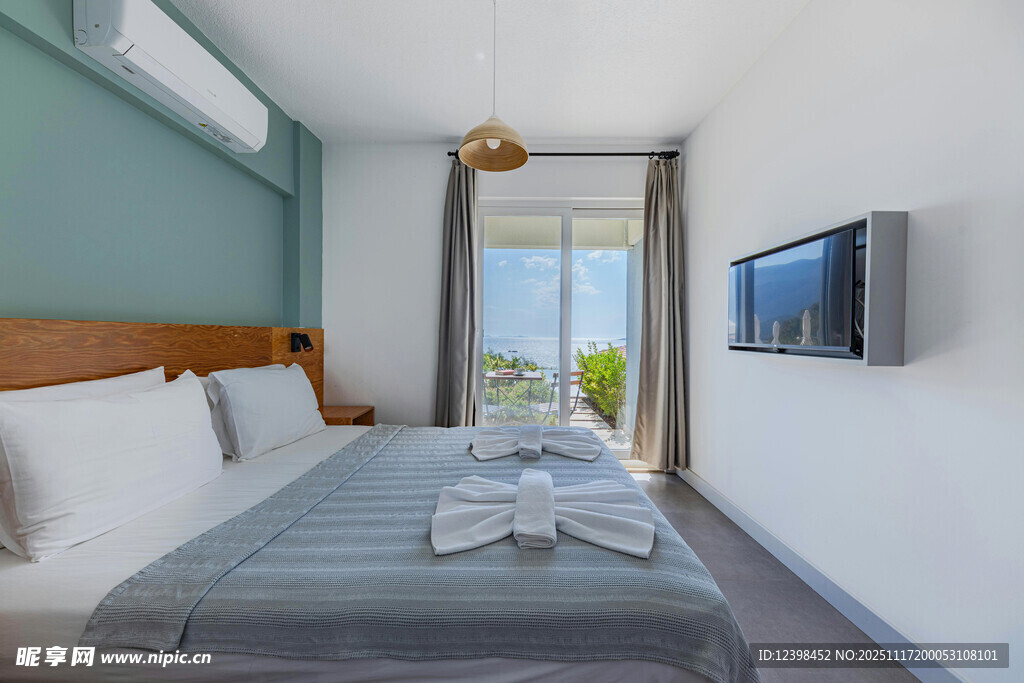 简约清新风的舒适卧室