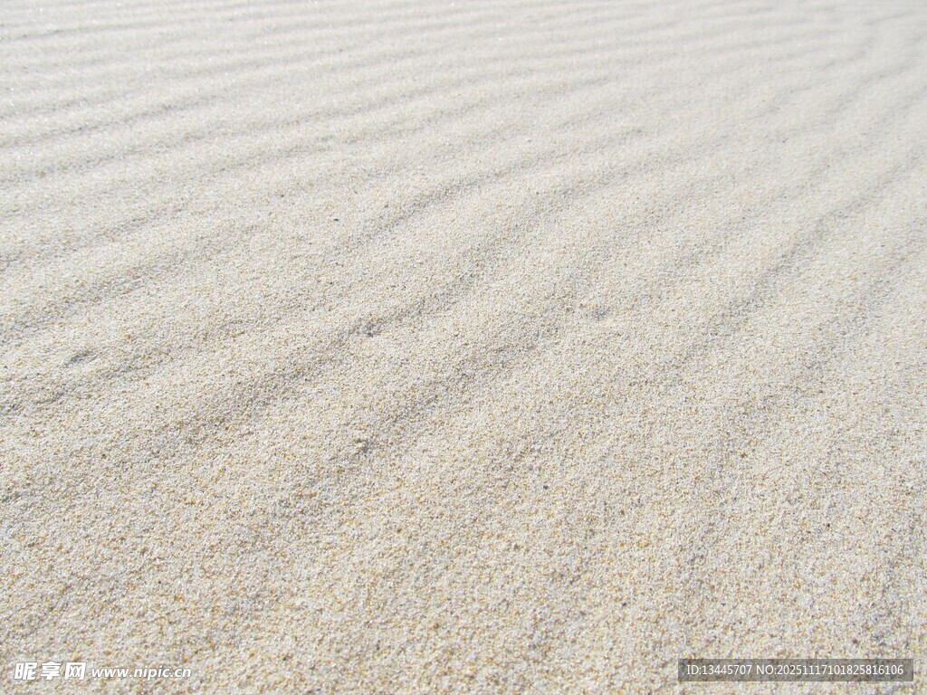 细腻沙滩纹理 自然之美