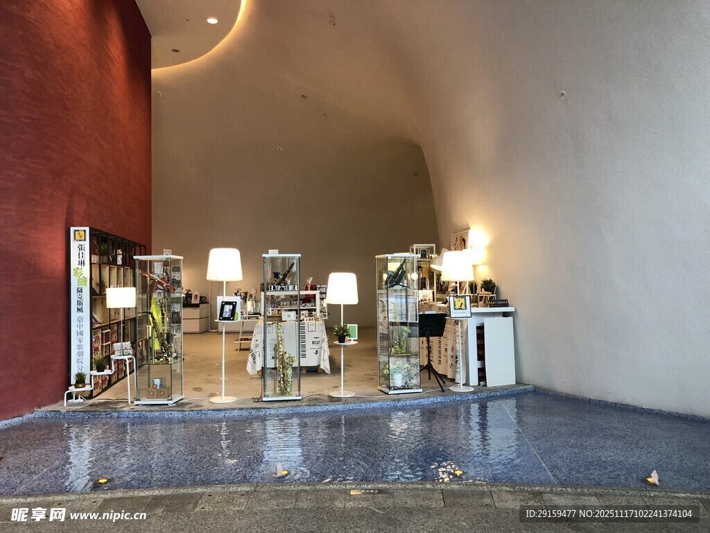 室内温馨浪漫的烛光场景