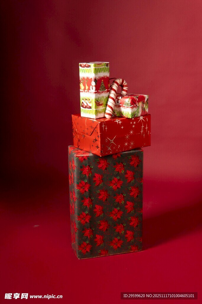 节日堆叠礼品盒