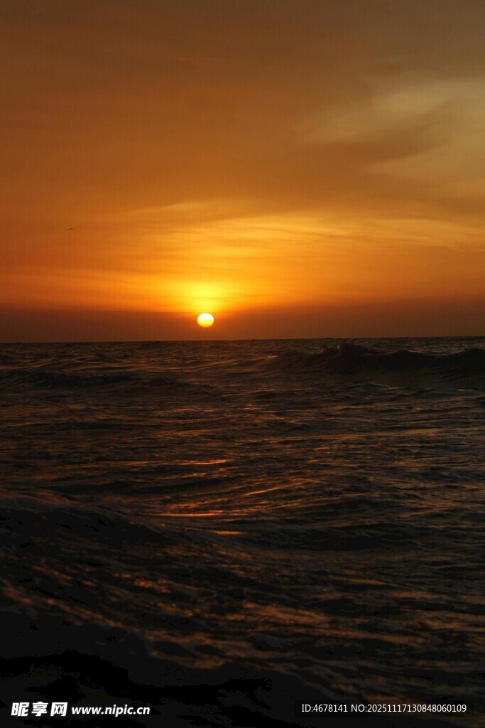 海上日落美景