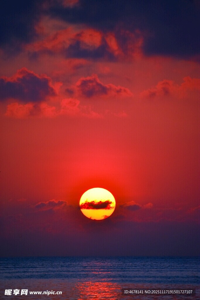 海上日落美景