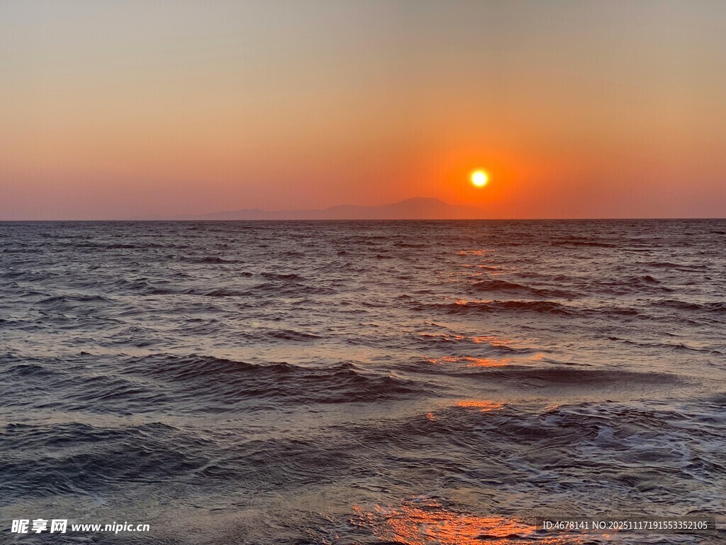 海上日落美景