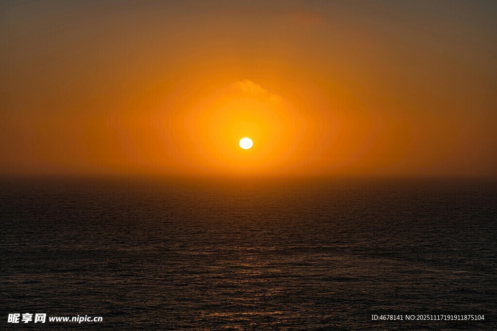 海上落日美景