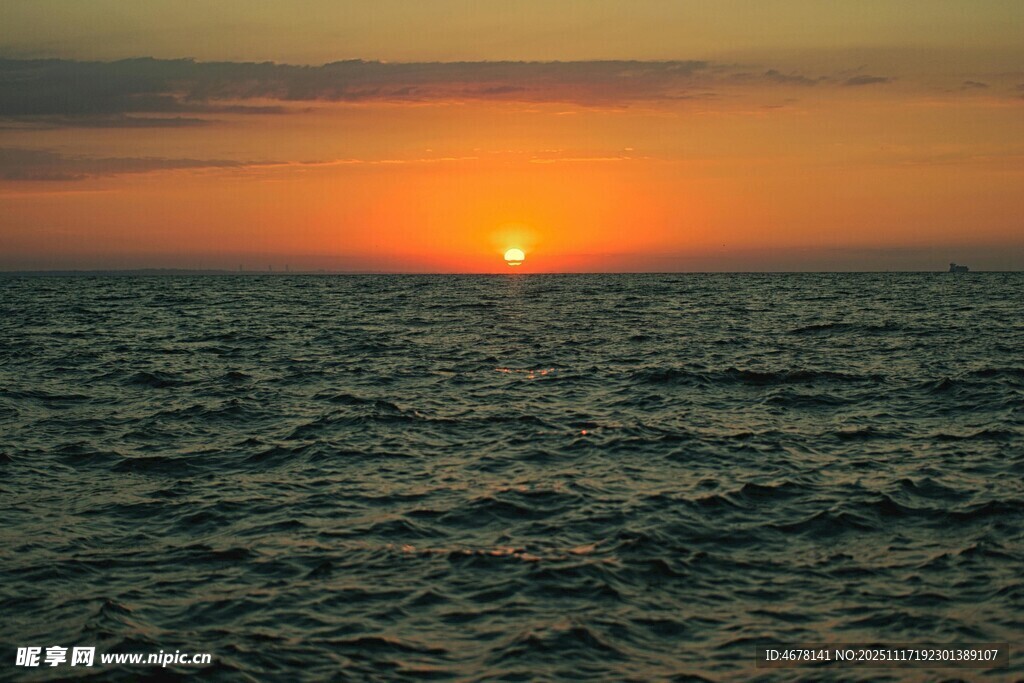 海上落日美景