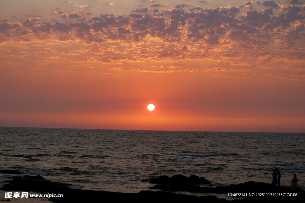 海上日落美景