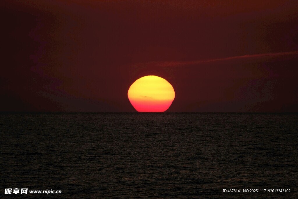 海上落日美景