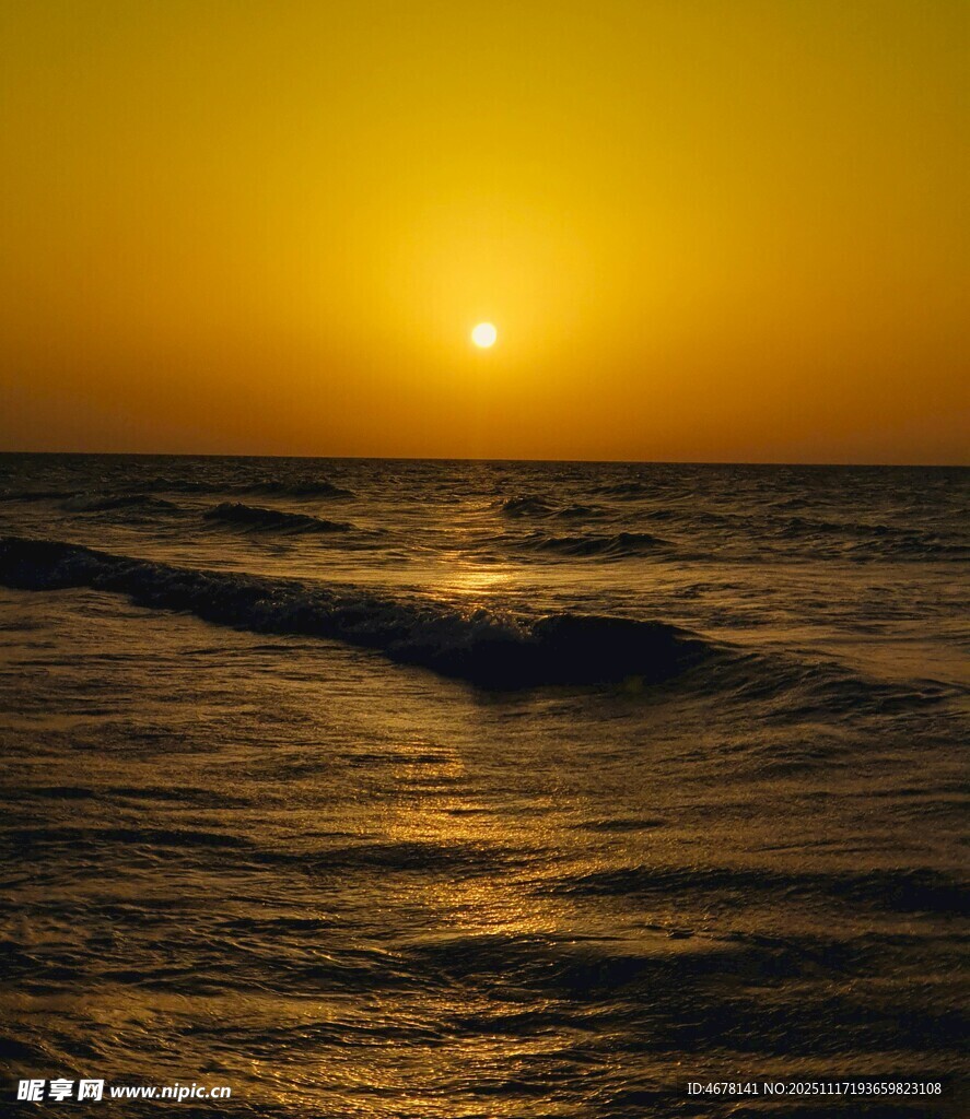 海上落日美景