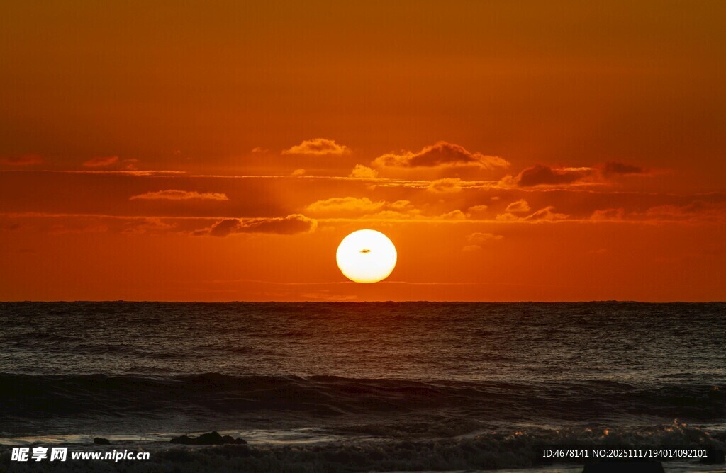 海上日落美景