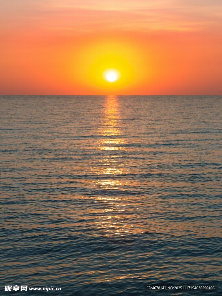 海上日落美景