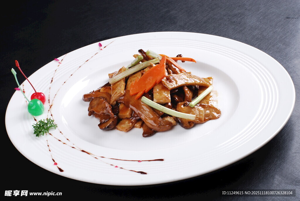 松茸菌炒老豆腐