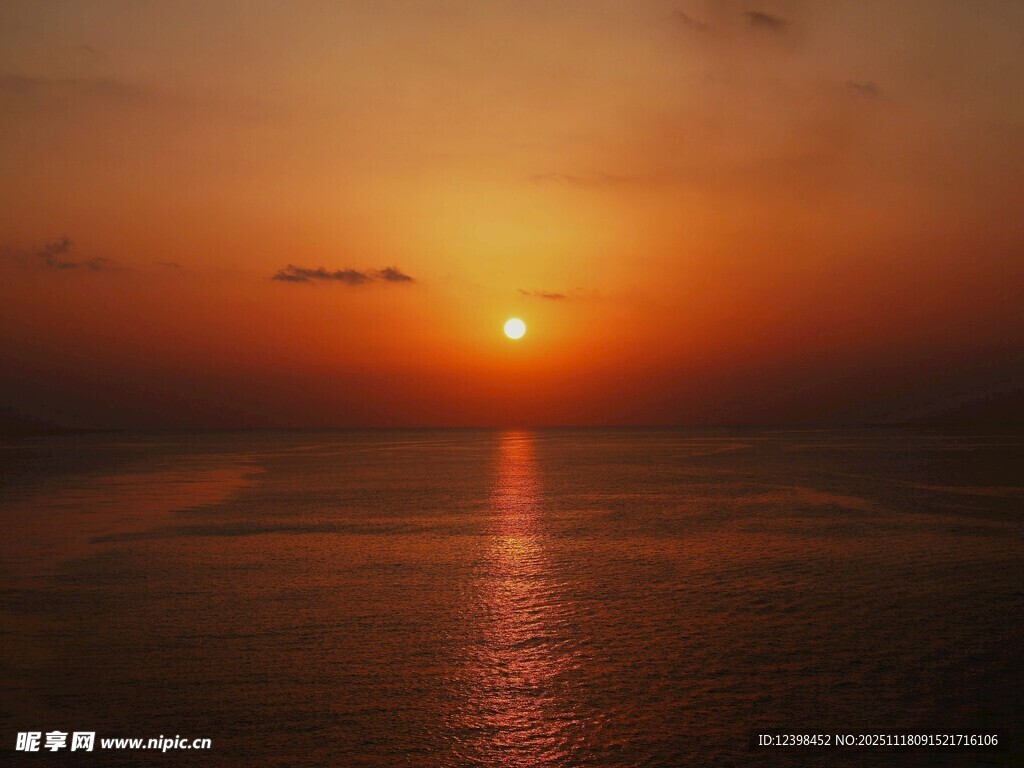 海上日落美景