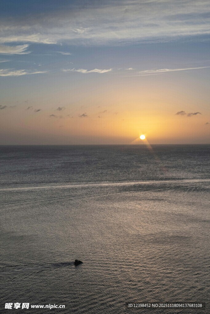 海上日落美景